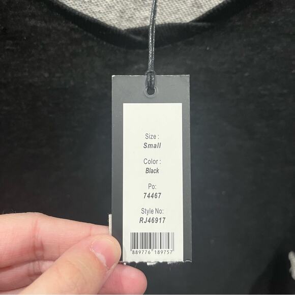 NWT Romeo + Juliet Couture French Terry Distressed Black Sweatshirt - Picture 4 of 7